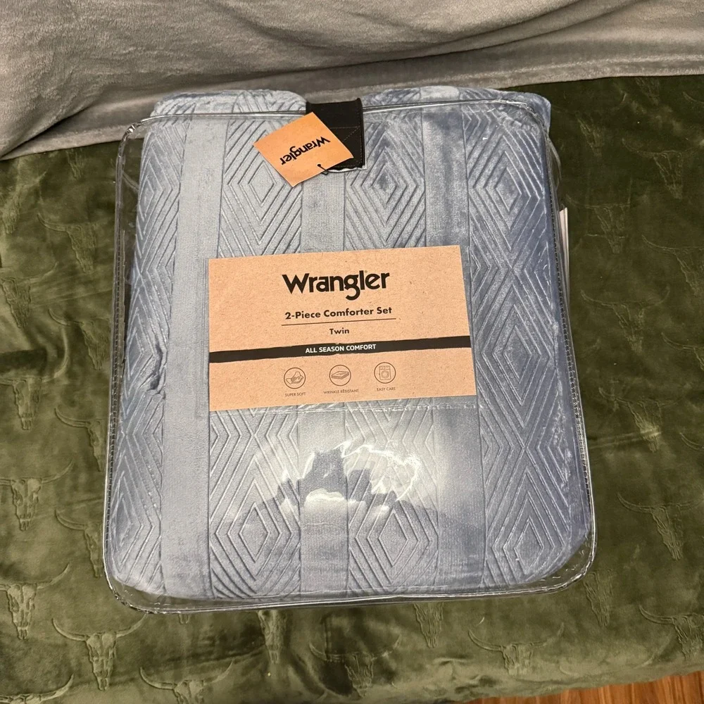 Wrangler Comforter Set Twin Light Blue New 2-Piece Geometric Soft Bedding